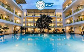 The Old Phuket - Karon Beach Resort - Sha Plus